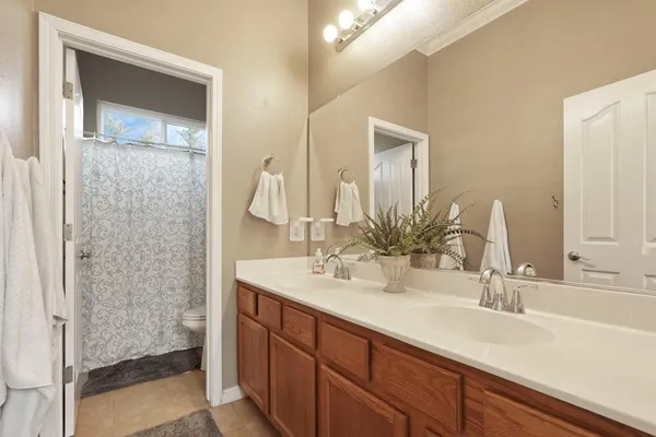 $740,000 | 602 South Highland Avenue, Ripon, CA 95366