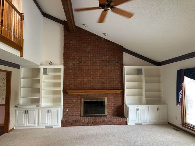 $374,900 | 2528 East St Thomas Point, Fort Wayne, IN 46815