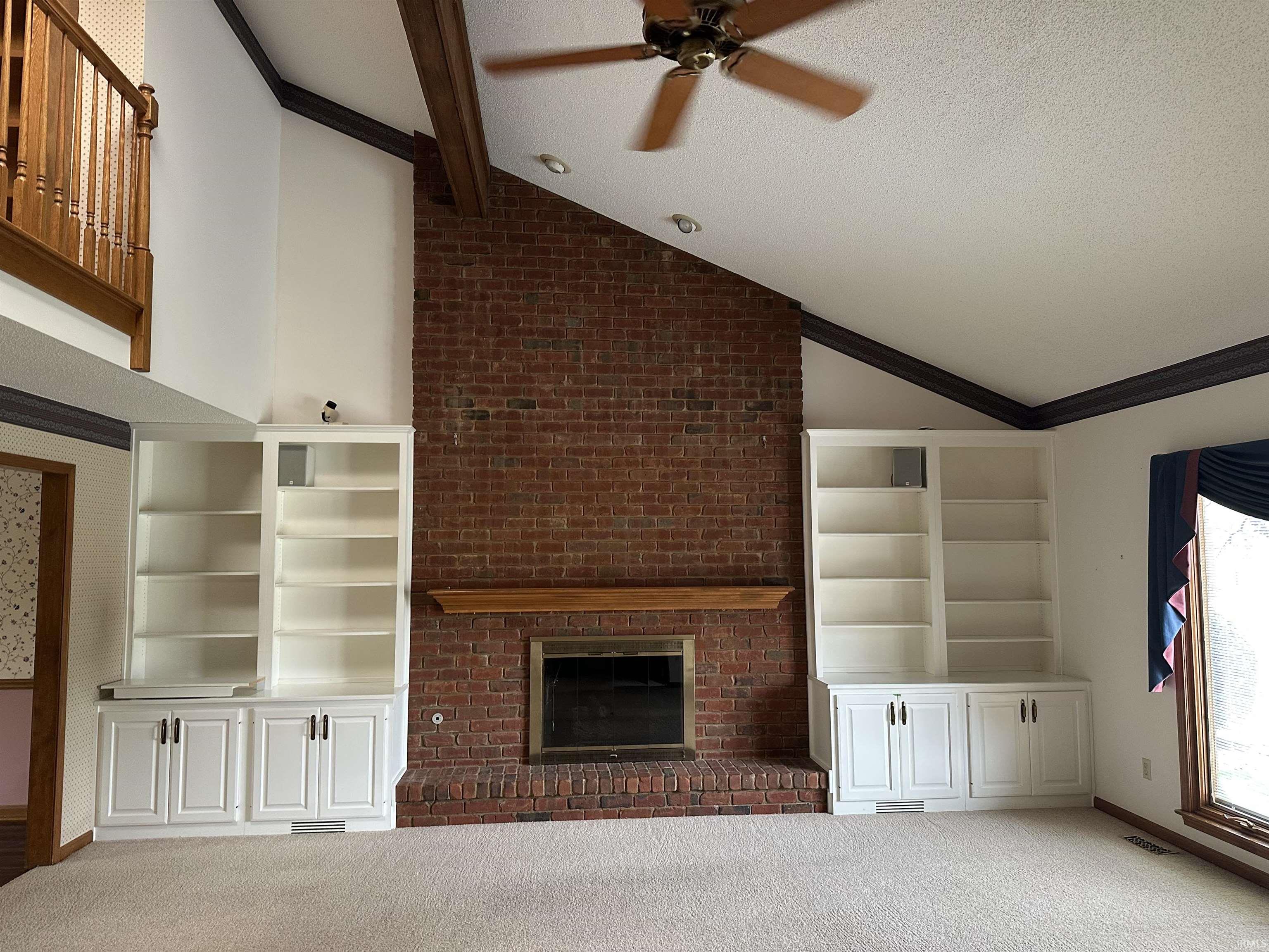 2528 East St Thomas Point Fort Wayne, IN 46815 - Photo 3 of 32