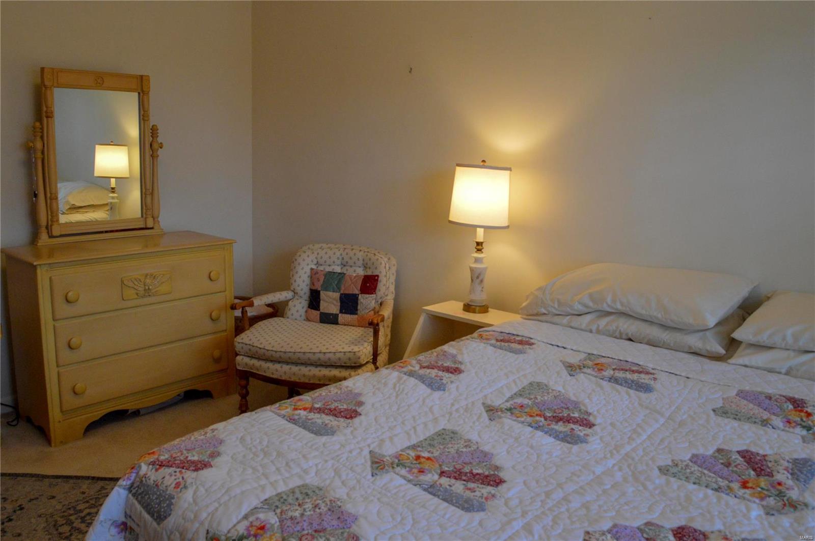 7 Carole Lane Frontenac, MO 63131 - Photo 16 of 26