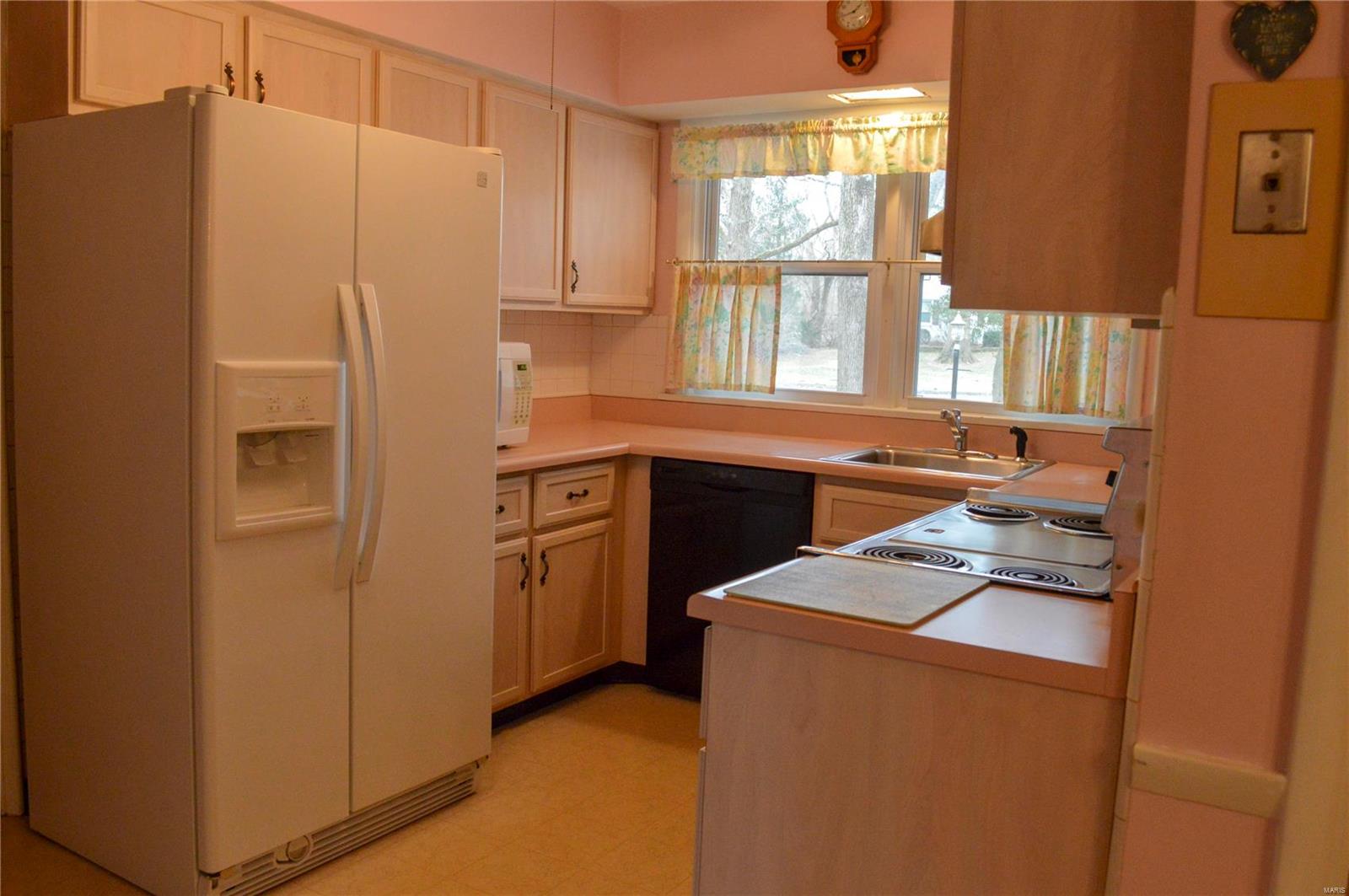 7 Carole Lane Frontenac, MO 63131 - Photo 8 of 26