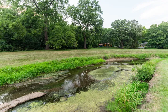 $5,000 | 208 Brookdale Lane, Palatine, IL 60067