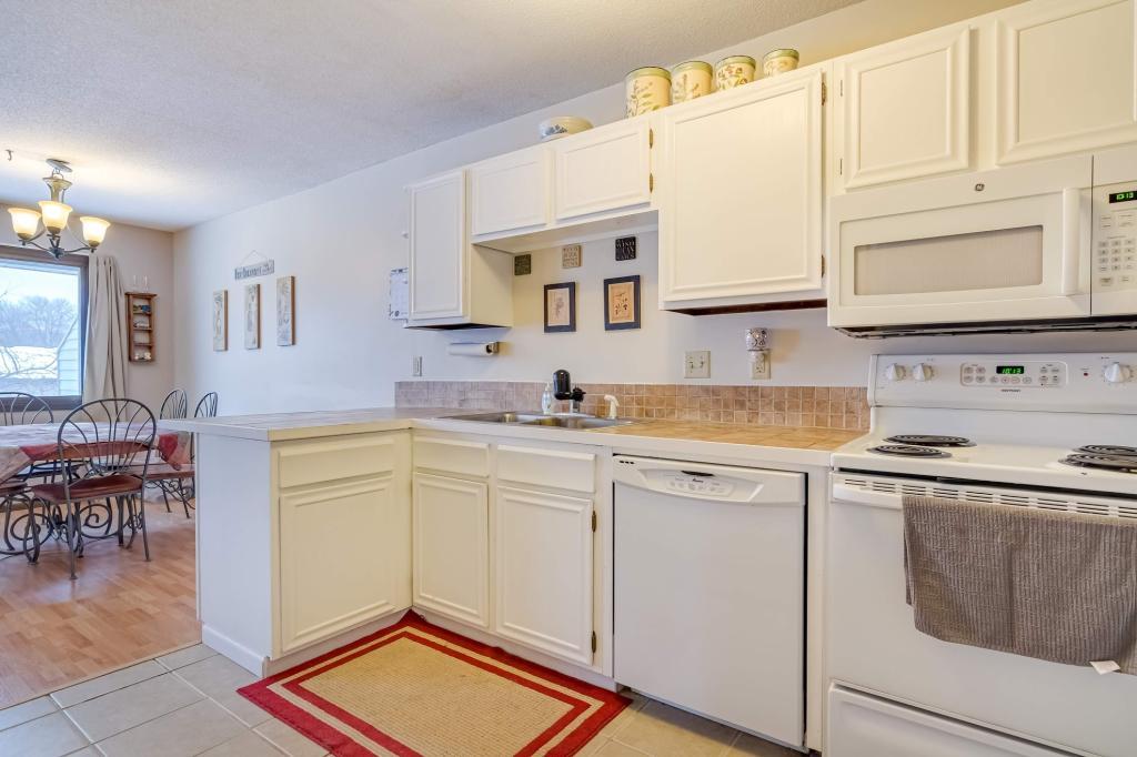 6705 Falstaff Road Woodbury, MN 55125 - Photo 14 of 16 Gallery Image 14