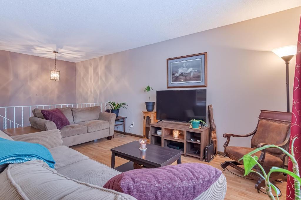 6705 Falstaff Road Woodbury, MN 55125 - Photo 5 of 16 Gallery Image 5