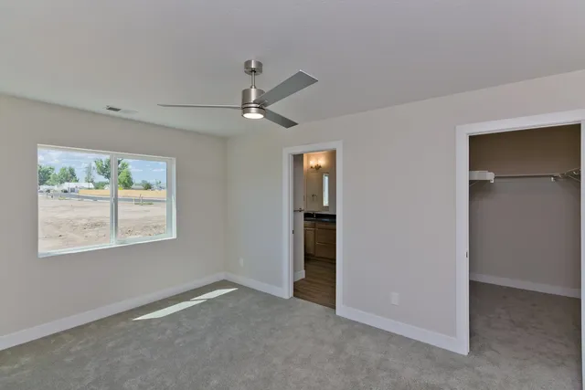 $405,900 | 1060 East 6th Street, Delta, CO 81416