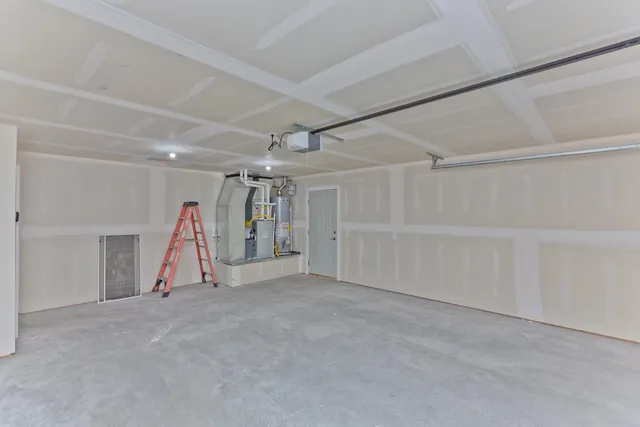 $405,900 | 1060 East 6th Street, Delta, CO 81416