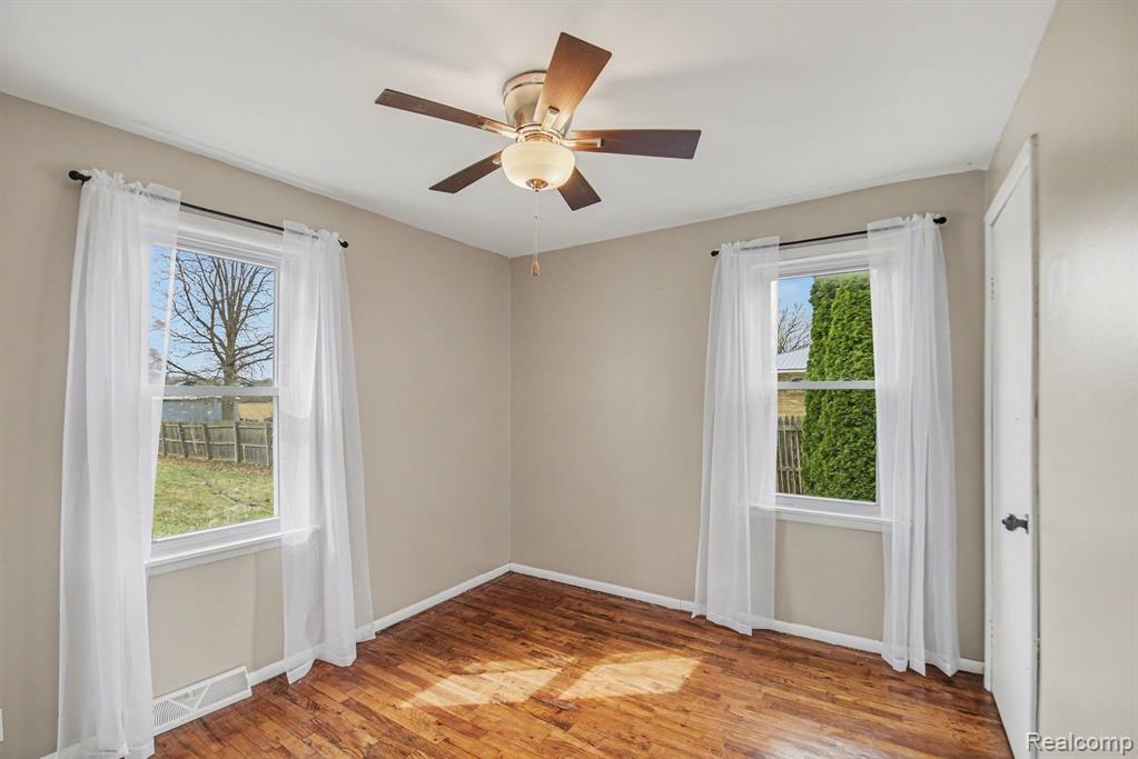 5330 East Vienna Road Clio, MI 48420 - Photo 13 of 27