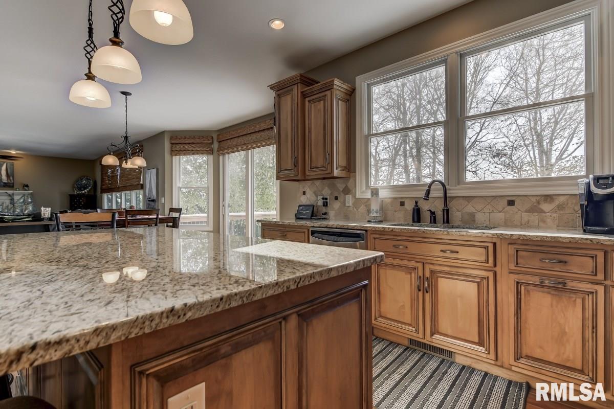 5808 Hedley Road Springfield, IL 62711 - Photo 16 of 36 Gallery Image 16