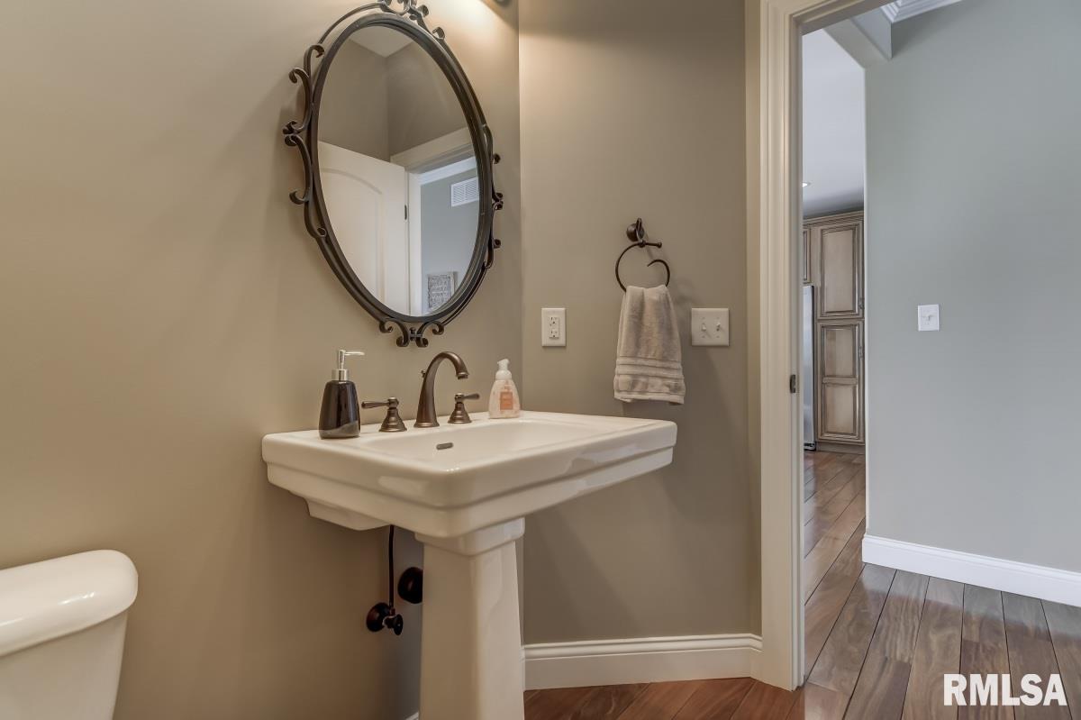 5808 Hedley Road Springfield, IL 62711 - Photo 18 of 36 Gallery Image 18