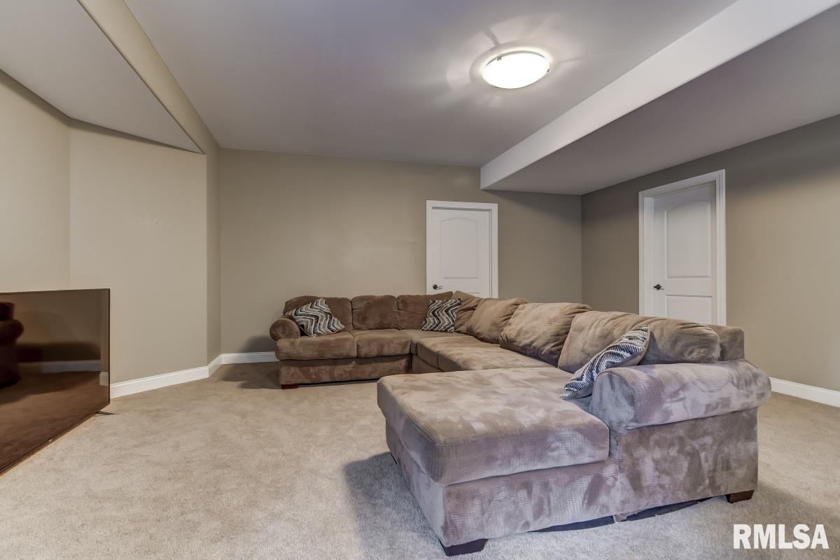 5808 Hedley Road Springfield, IL 62711 - Photo 30 of 36 Gallery Image 30