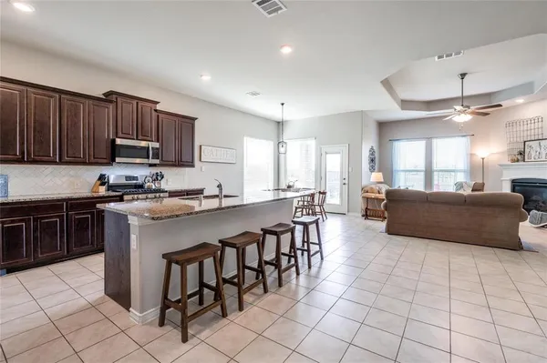 $2,195 | 516 Cowboy Way, Anna, TX 75409