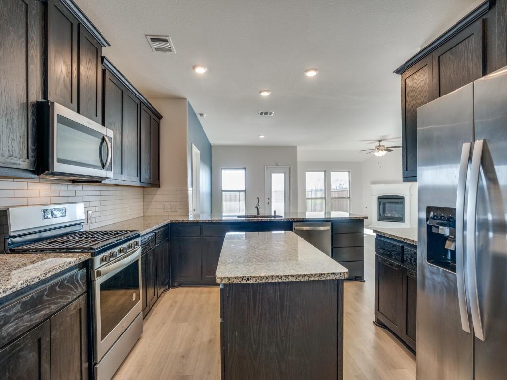 512 Cowboy Way Anna, TX 75409 - Photo 9 of 15