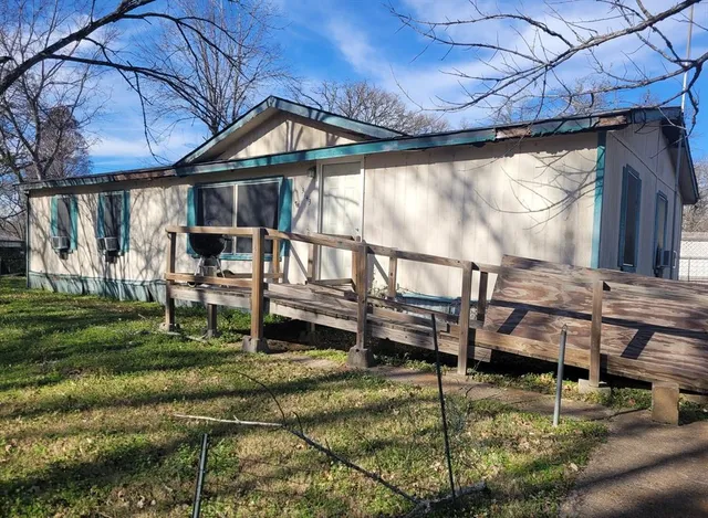 $39,900 | 3143 County Road 1703, Malakoff, TX 75148