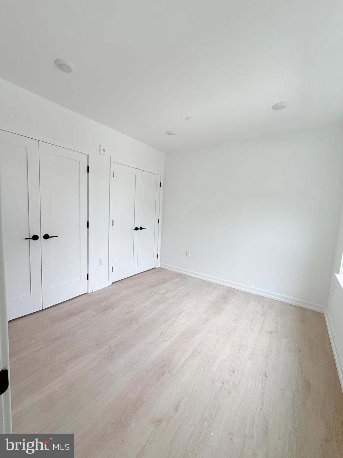 208 Vine Street, Unit 3D Philadelphia, PA 19106 - Photo 6 of 10