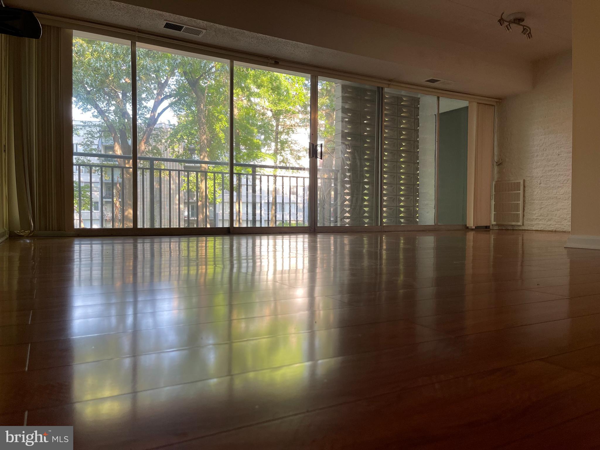 1804 Metzerott Road, Unit 308 Adelphi, MD 20783 - Photo 15 of 30 Nice & bright living rm.