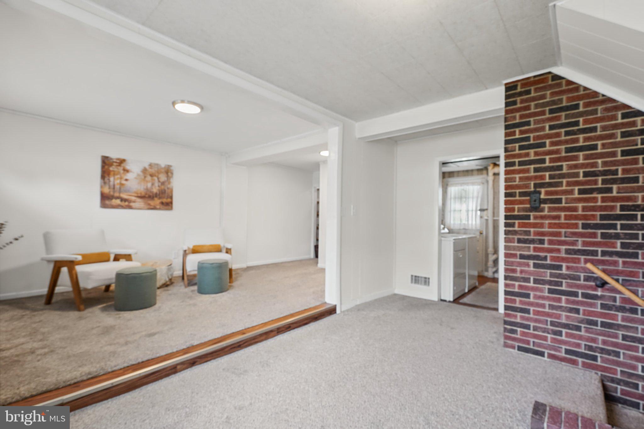 9215 Orbitan Road Baltimore, MD 21234 - Photo 26 of 45 Sitting Room