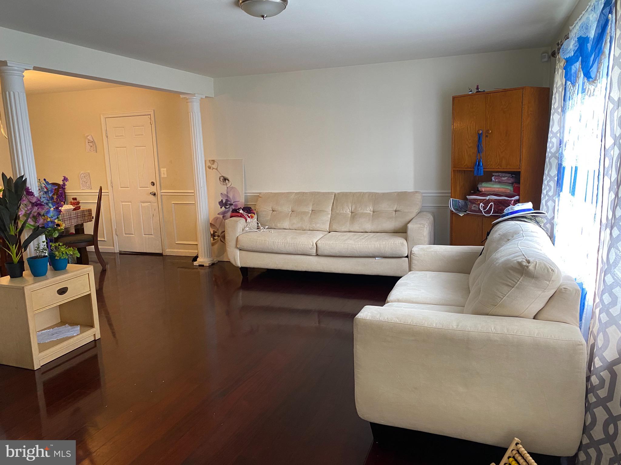 3504 Swann Road Suitland, MD 20746 - Photo 5 of 17 Family room