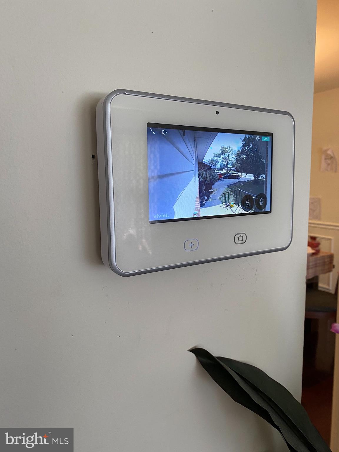 3504 Swann Road Suitland, MD 20746 - Photo 7 of 17 Security Camera and doorbell camera included