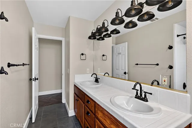 $615,000 | 724 Robin Drive, Merced, CA 95340