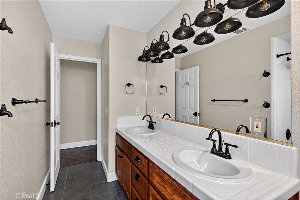 724 Robin Drive Merced, CA 95340 - Photo 45 of 75