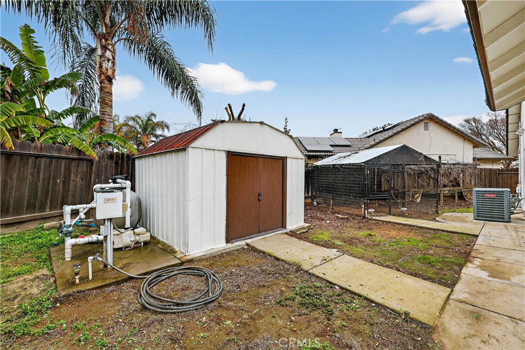 724 Robin Drive Merced, CA 95340 - Photo 61 of 75
