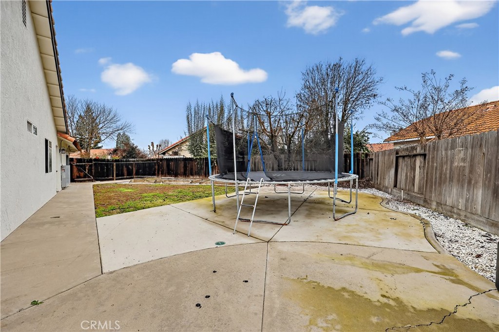724 Robin Drive Merced, CA 95340 - Photo 63 of 75