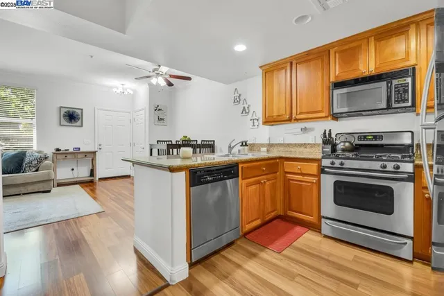 $399,000 | 4800 Westlake Parkway, Unit 105, Sacramento, CA 95835