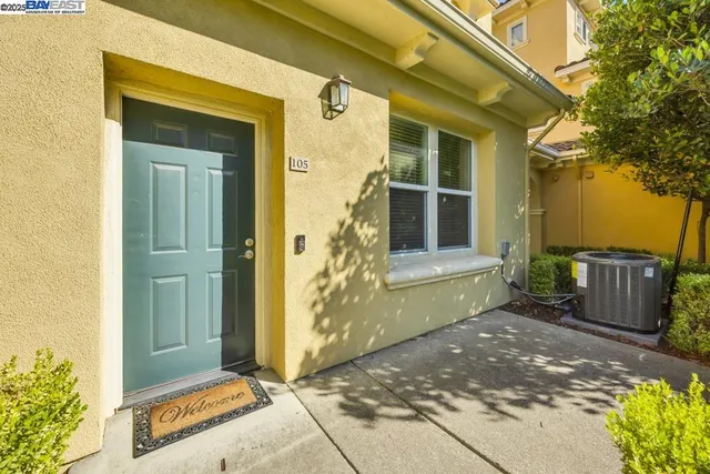 $399,000 | 4800 Westlake Parkway, Unit 105, Sacramento, CA 95835