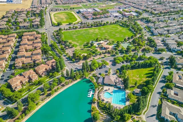 $399,000 | 4800 Westlake Parkway, Unit 105, Sacramento, CA 95835