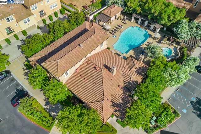 $399,000 | 4800 Westlake Parkway, Unit 105, Sacramento, CA 95835