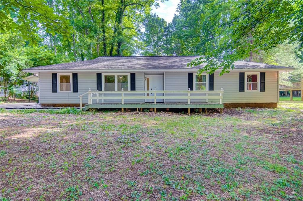129 Westridge Road Advance, NC 27006 - Photo 1 of 38
