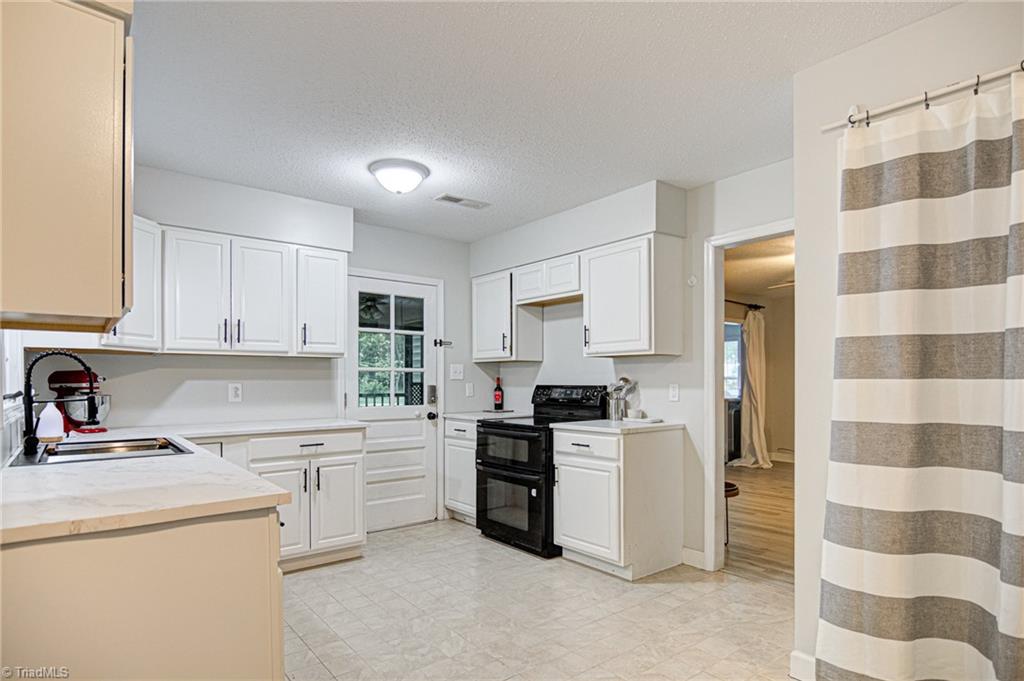 129 Westridge Road Advance, NC 27006 - Photo 16 of 38