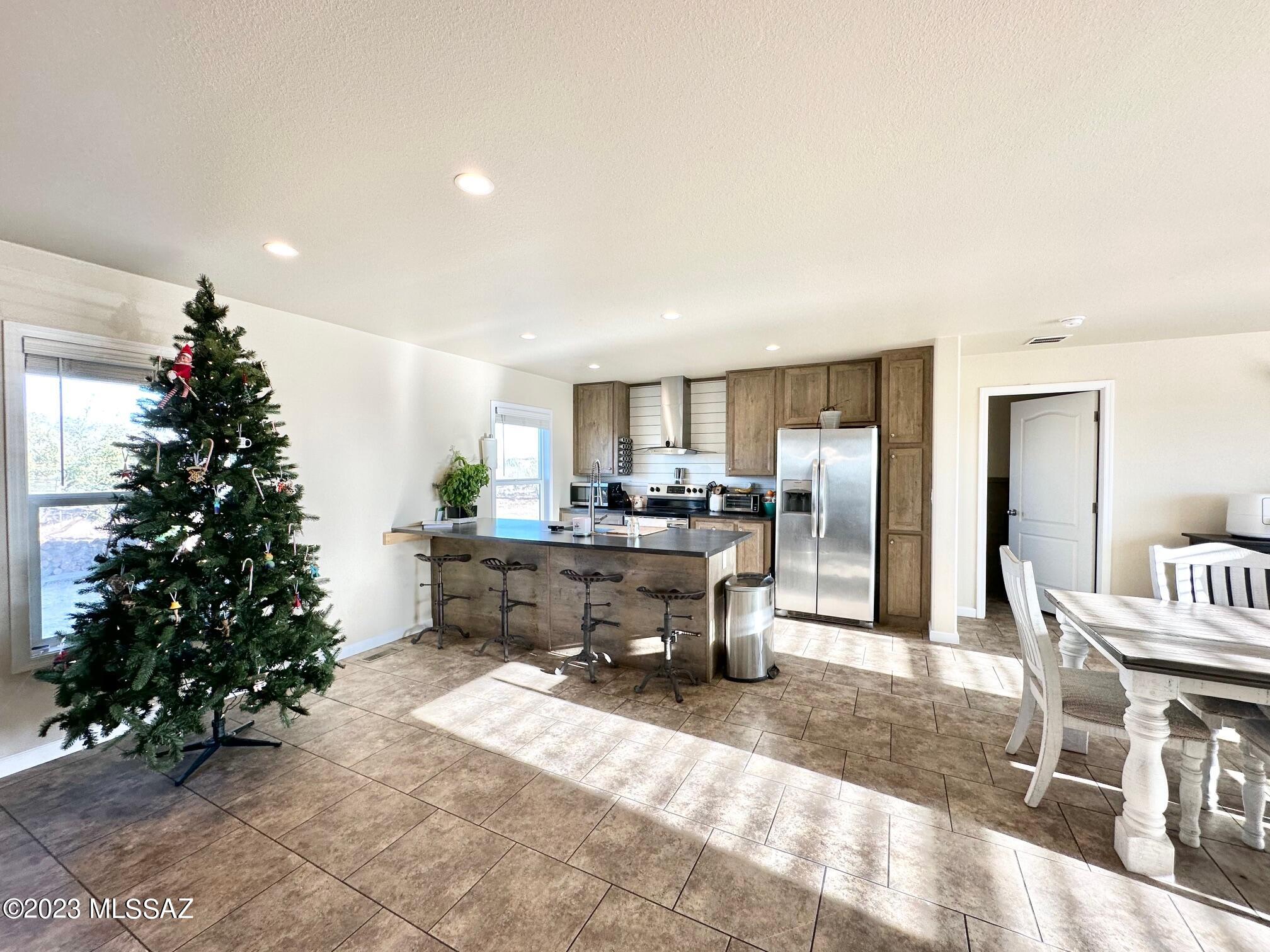 13295 South Hunting Dog Road Vail, AZ 85641 - Photo 9 of 39