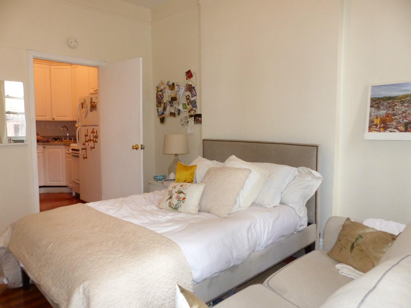 330 East 76th Street, Unit 3E Manhattan, NY 10021 - Photo 5 of 15 Photo 5