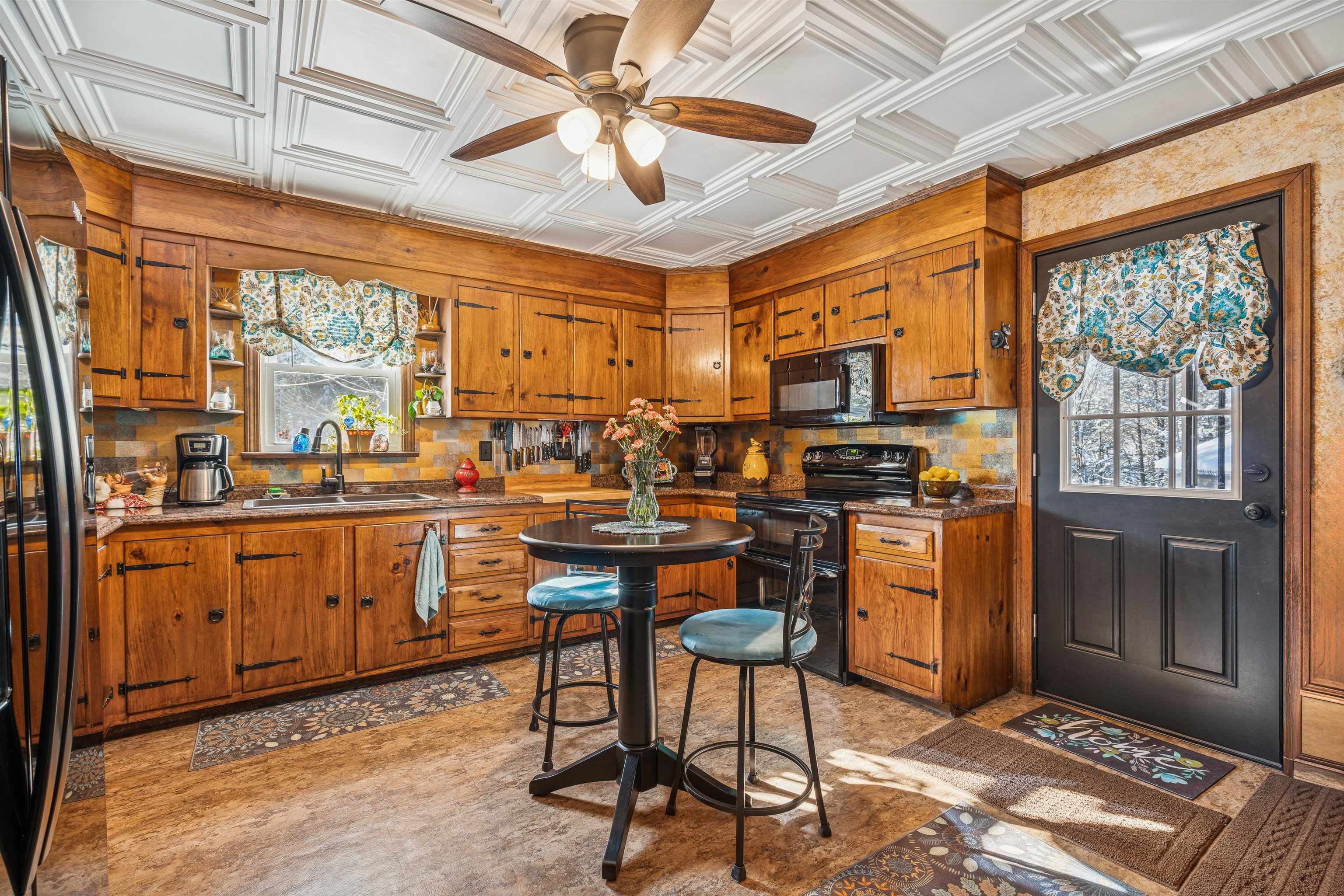 1036 Back River Road Royalton, VT 05068 - Photo 6 of 39