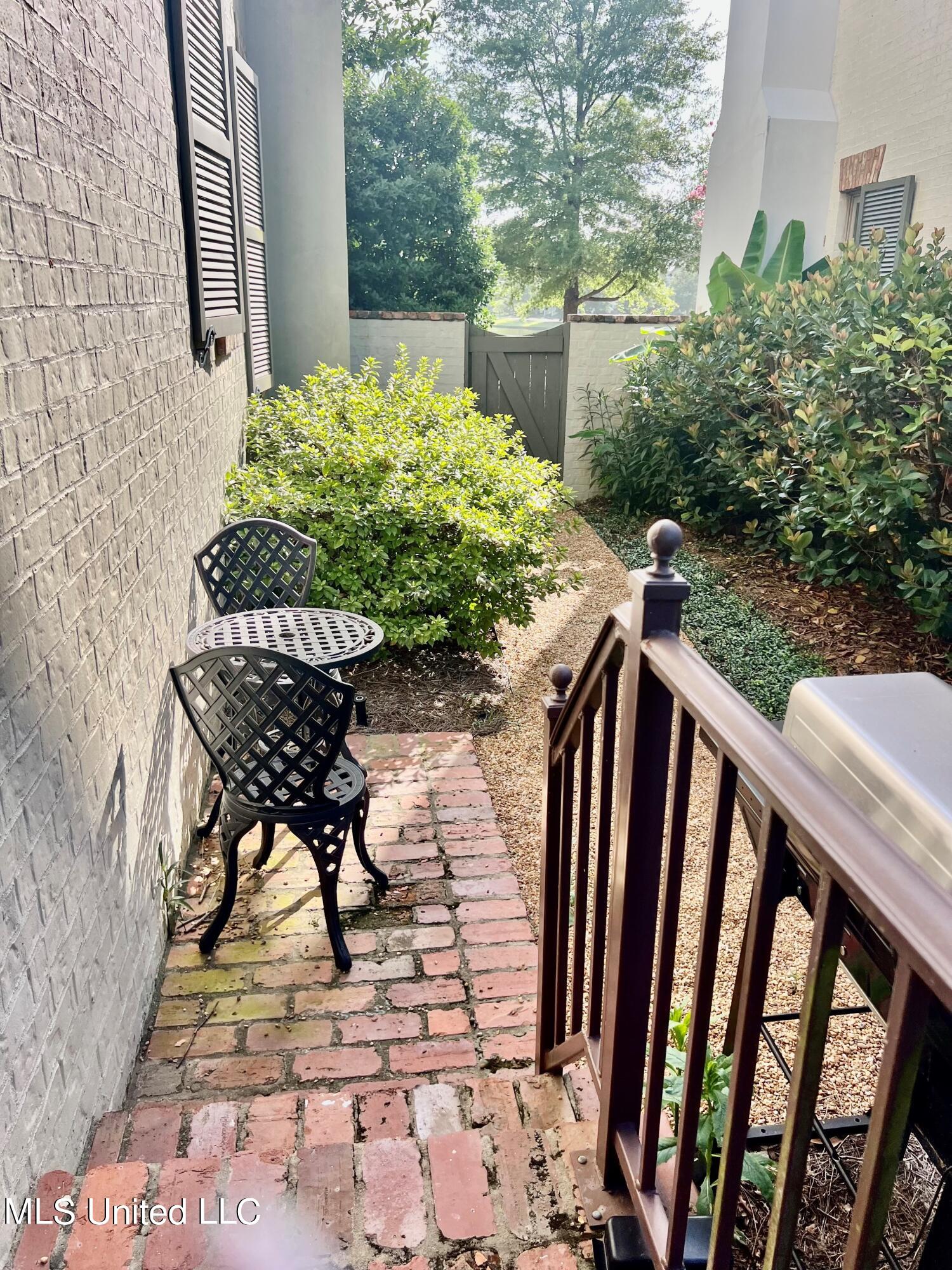 208 Eastpark Street Ridgeland, MS 39157 - Photo 22 of 25 patio