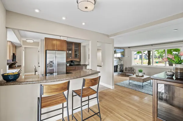 $569,000 | 6301 France Avenue South, Edina, MN 55410