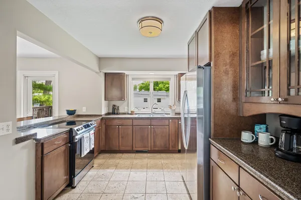 $569,000 | 6301 France Avenue South, Edina, MN 55410