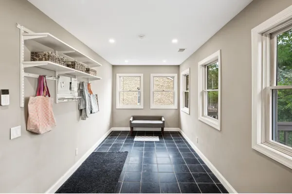 $569,000 | 6301 France Avenue South, Edina, MN 55410