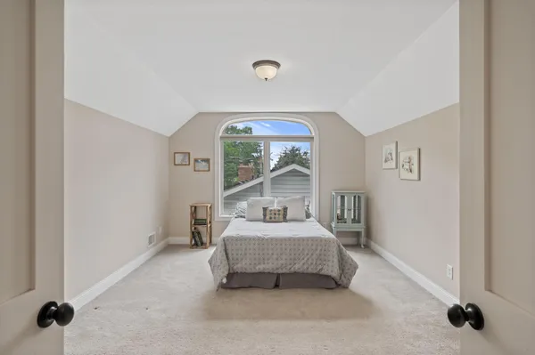 $569,000 | 6301 France Avenue South, Edina, MN 55410