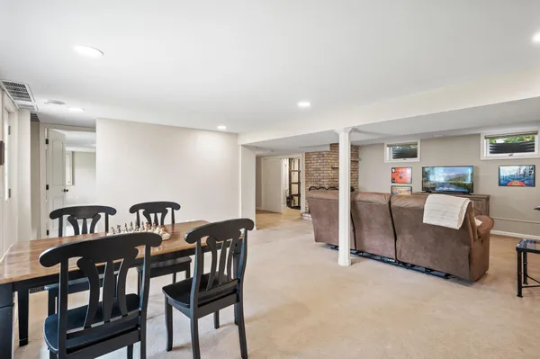 $569,000 | 6301 France Avenue South, Edina, MN 55410