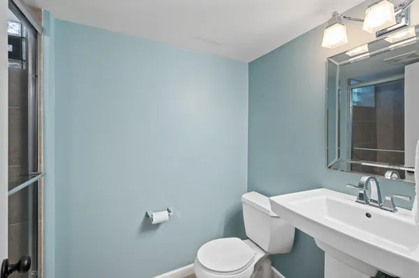 $569,000 | 6301 France Avenue South, Edina, MN 55410