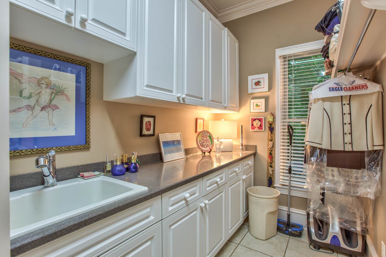 3725 Phipps Point Road Tallahassee, FL 32309 - Photo 8 of 36 Gallery Image 8