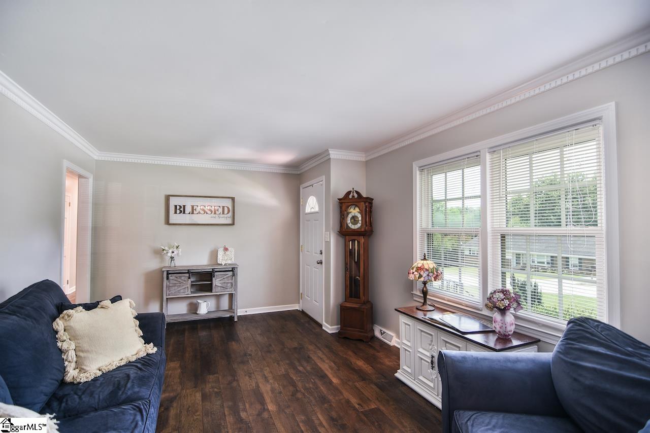 403 Del Norte Road Greenville, SC 29615 - Photo 3 of 34 Gallery Image 3