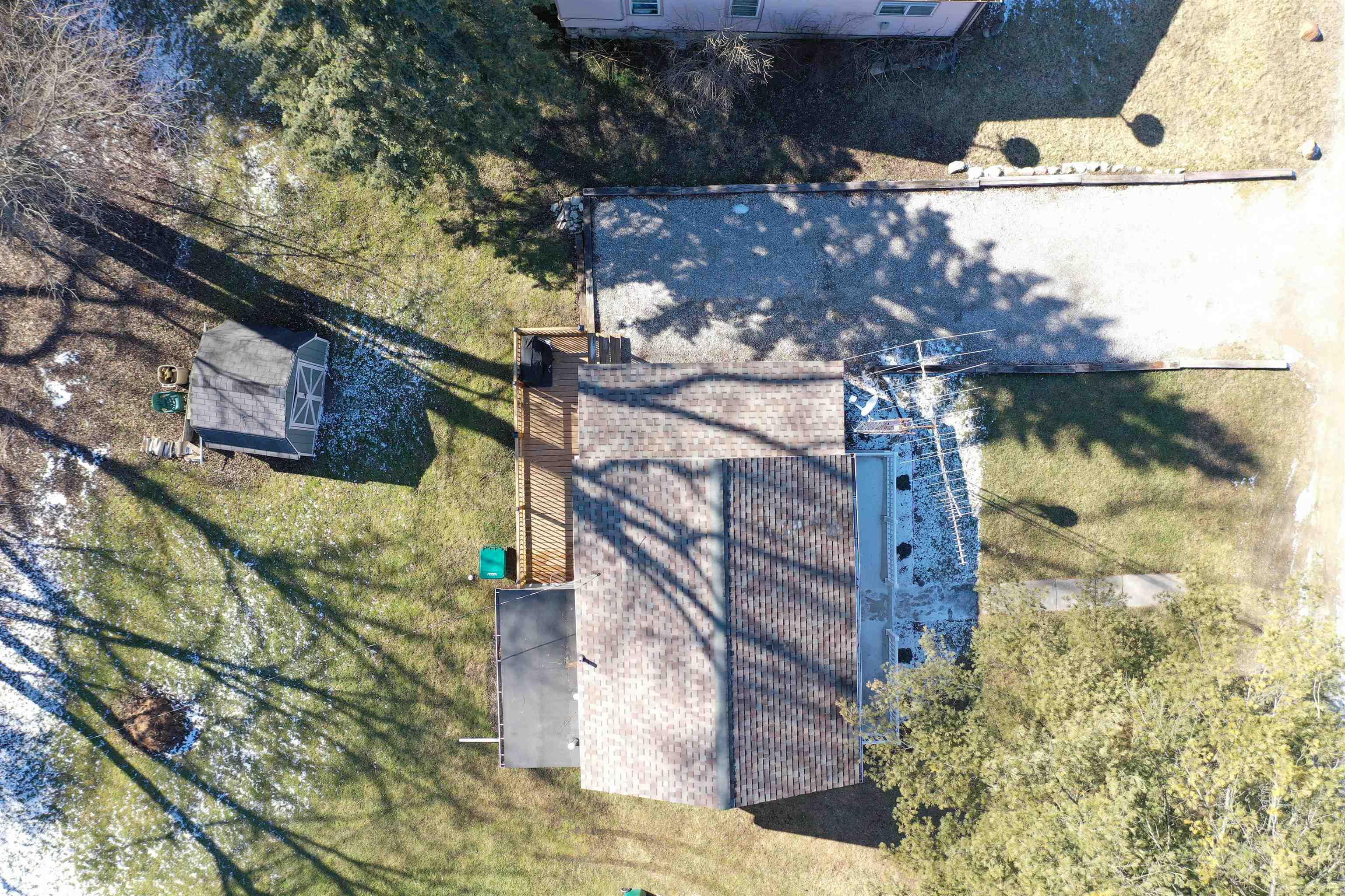 7272 Shoreward Road Lexington, MI 48450 - Photo 4 of 27 50133859-7443f3ae-c181-4d3b-97f4-d7836dfffb9a.JPG