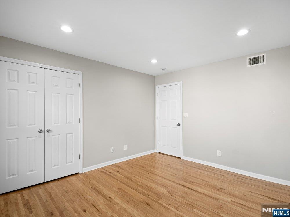 132 Clinton Place East Rutherford, NJ 07073 - Photo 15 of 50