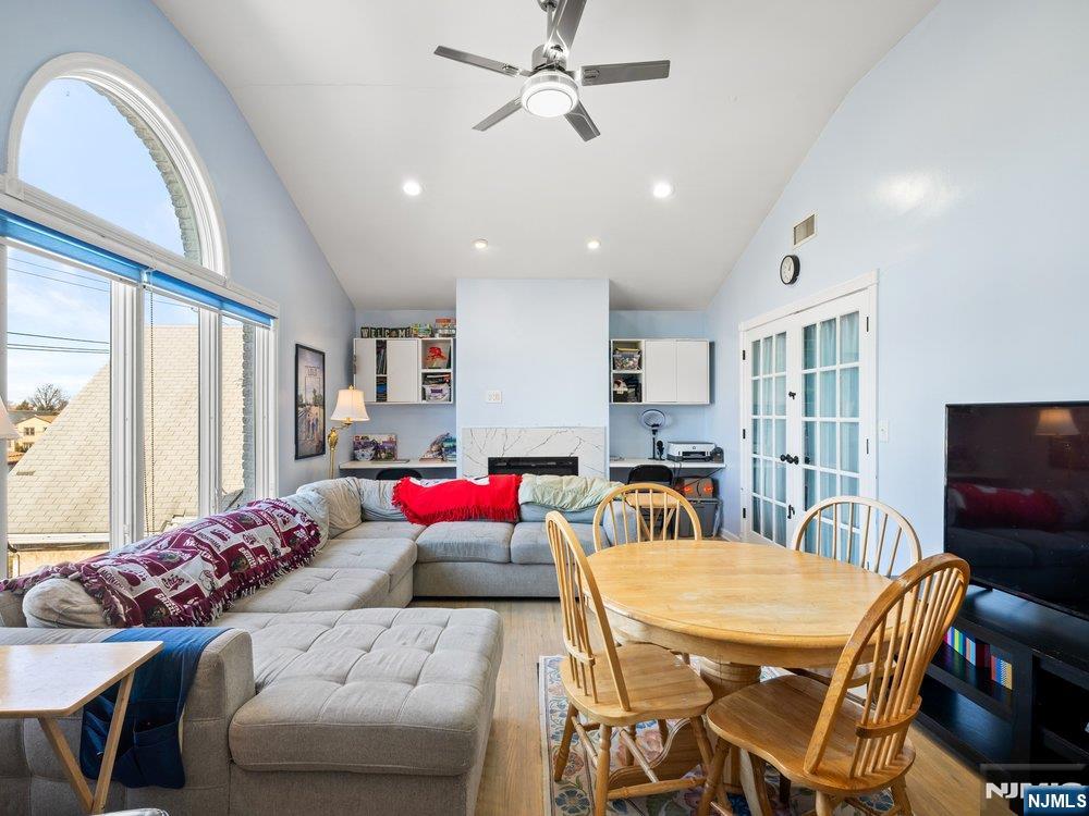 132 Clinton Place East Rutherford, NJ 07073 - Photo 20 of 50