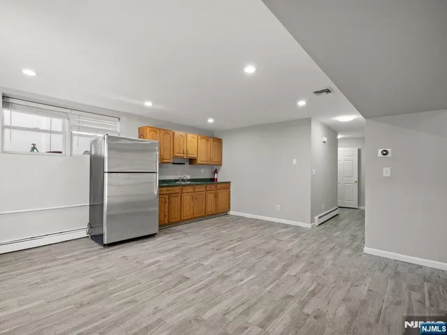 $1,190,000 | 132 Clinton Place, East Rutherford, NJ 07073