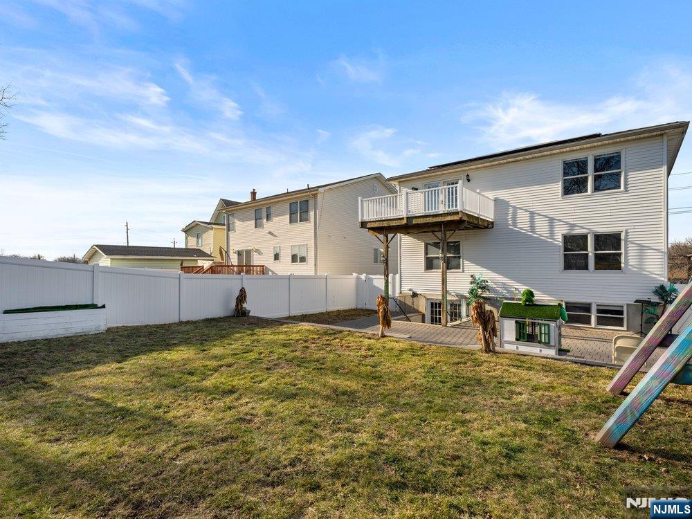 132 Clinton Place East Rutherford, NJ 07073 - Photo 47 of 50