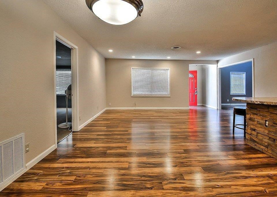 414 Terrace Circle Lamesa, TX 79331 - Photo 3 of 21 Photo 3
